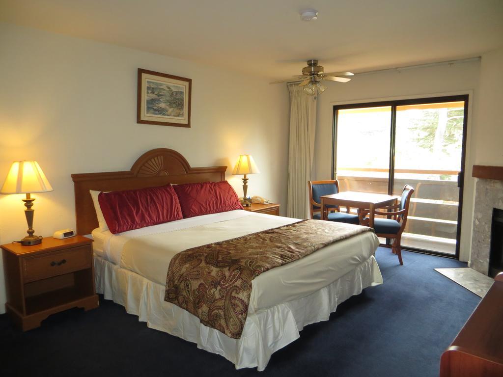 פסיפיק גרוב The Monarch Resort מראה חיצוני תמונה