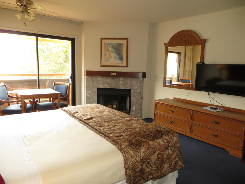 פסיפיק גרוב The Monarch Resort מראה חיצוני תמונה