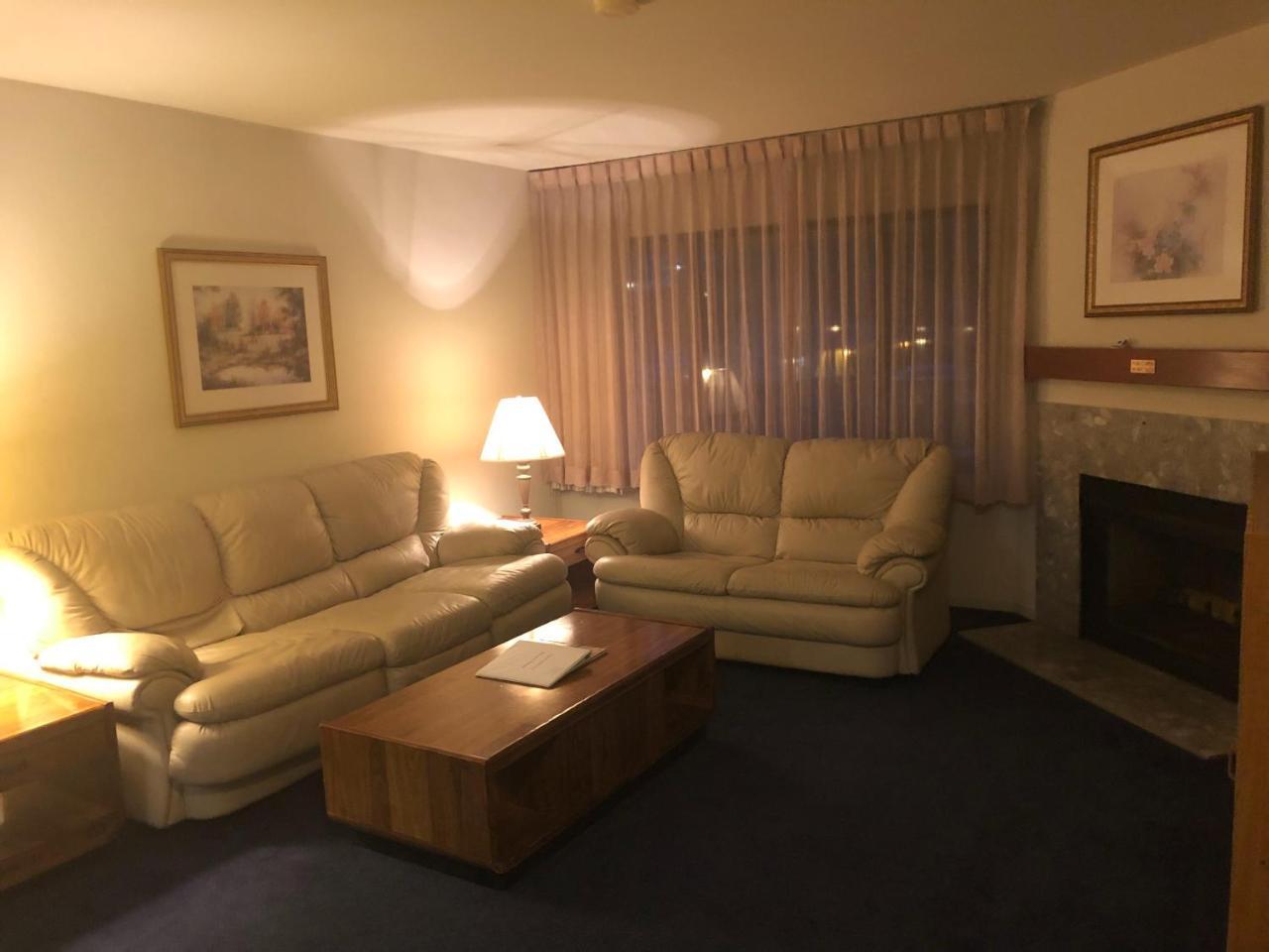 פסיפיק גרוב The Monarch Resort מראה חיצוני תמונה